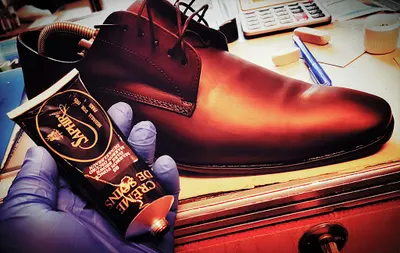 Szewc Łódź Pracownia Szewska, Renowacja obuwia, Naprawa obuwia, pasty Saphir, Renowacja Toreb.